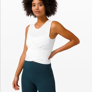 Lululemon gather and grow tank size 8
